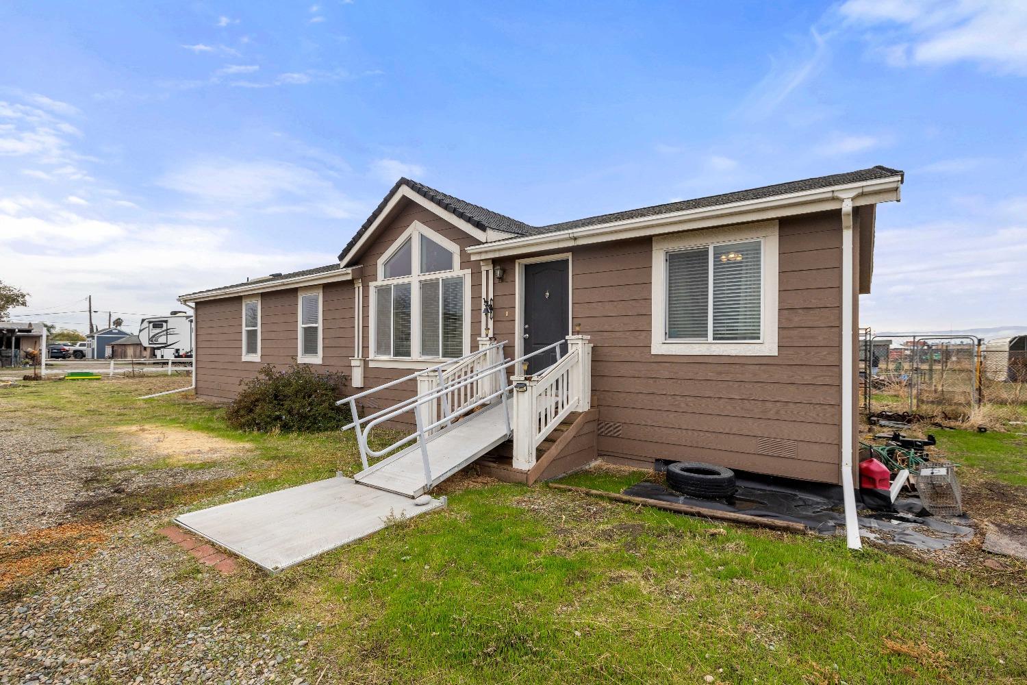 21655 S CORRAL HOLLOW