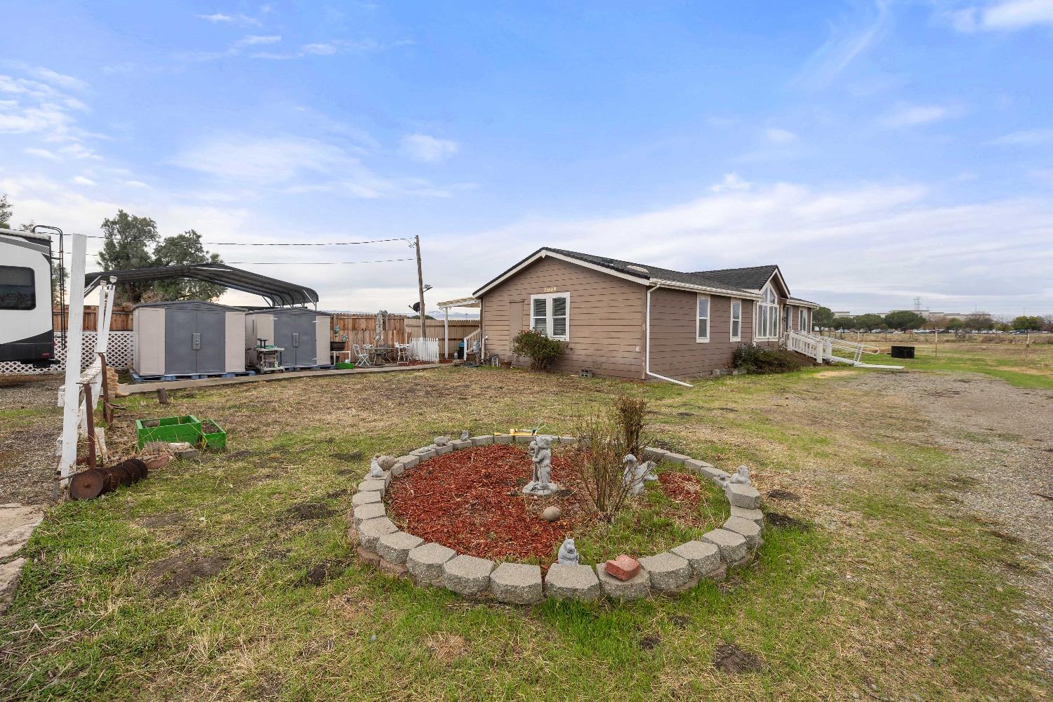21655 S CORRAL HOLLOW