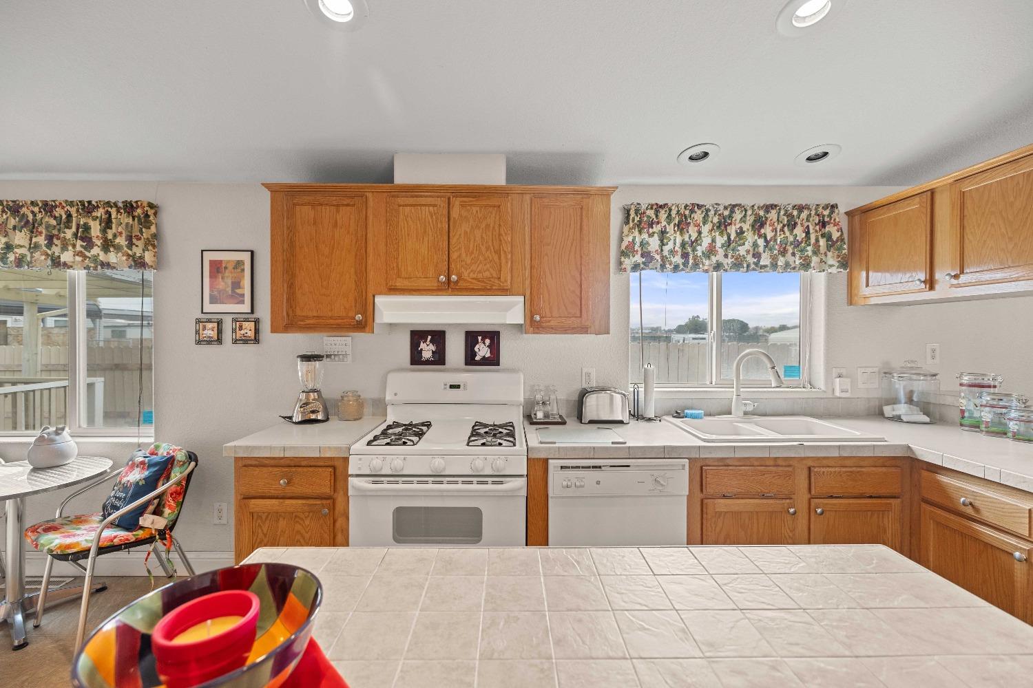 21655 S CORRAL HOLLOW