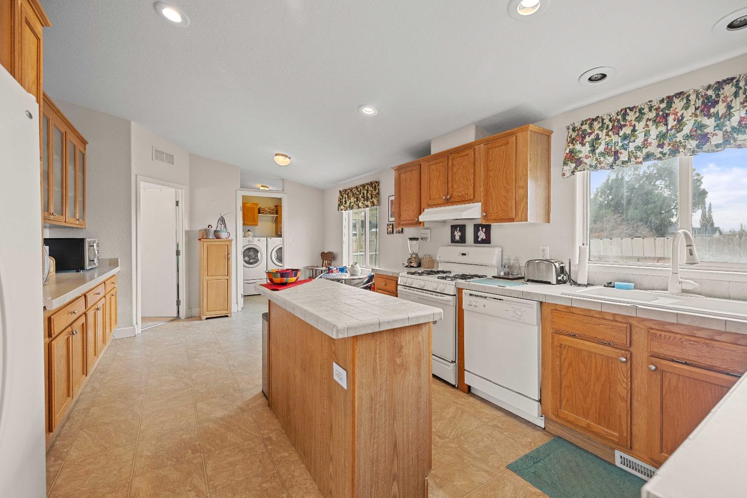 21655 S CORRAL HOLLOW