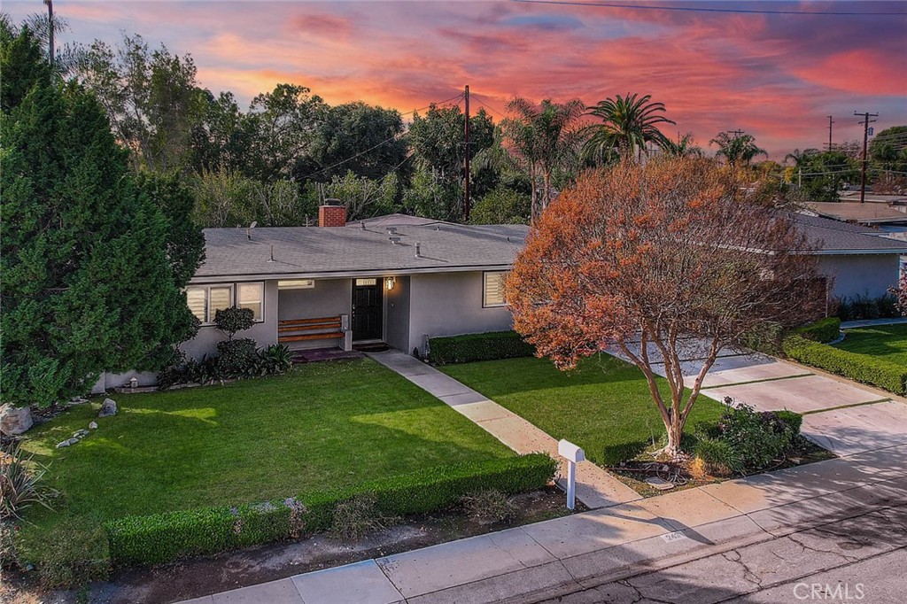 243 Greentree Road