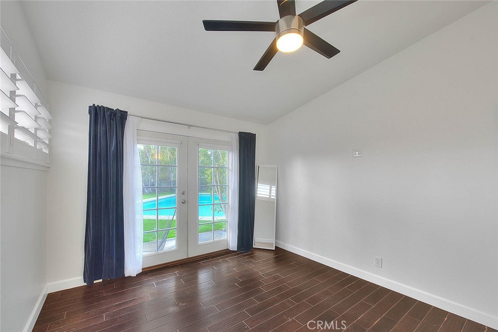 243 Greentree Road