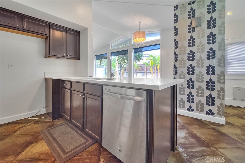 243 Greentree Road