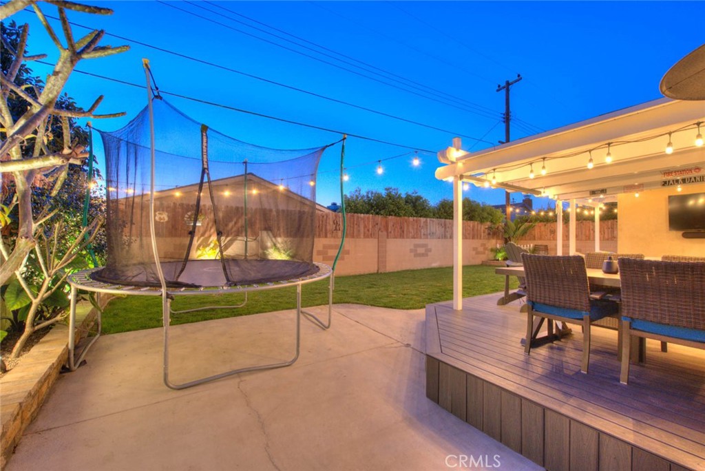 7537 El Campo Circle
