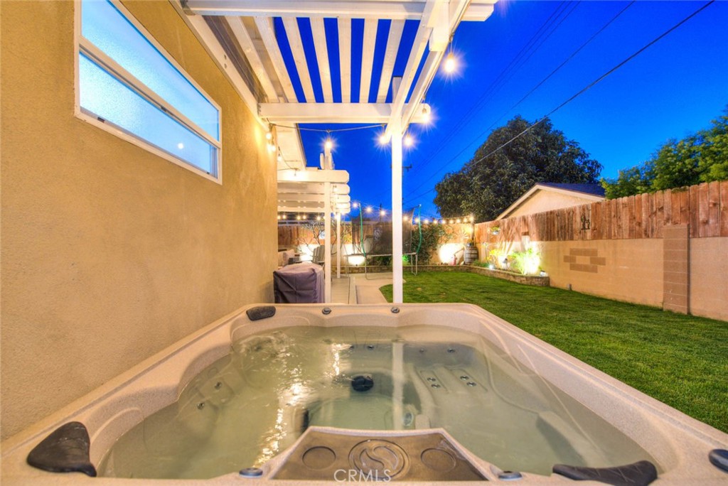 7537 El Campo Circle