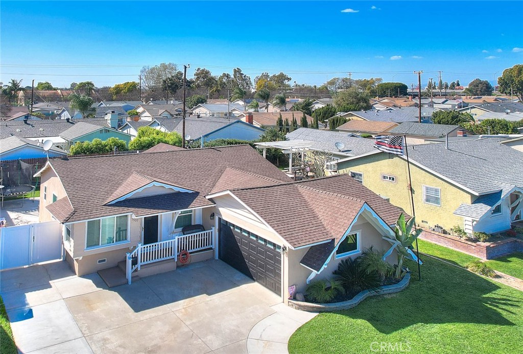 7537 El Campo Circle