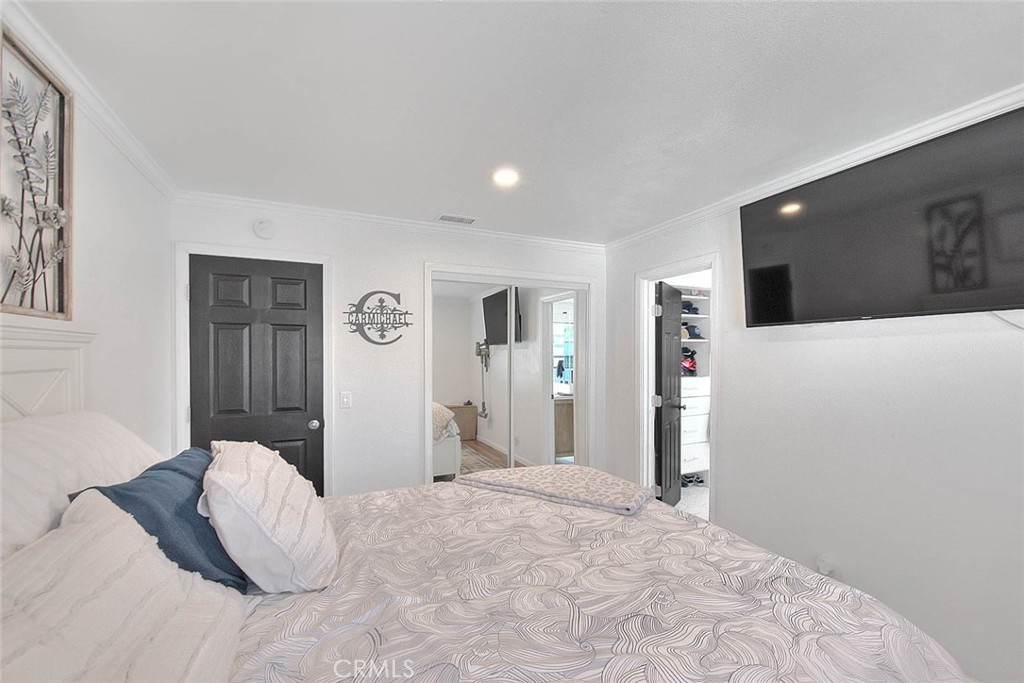 7537 El Campo Circle