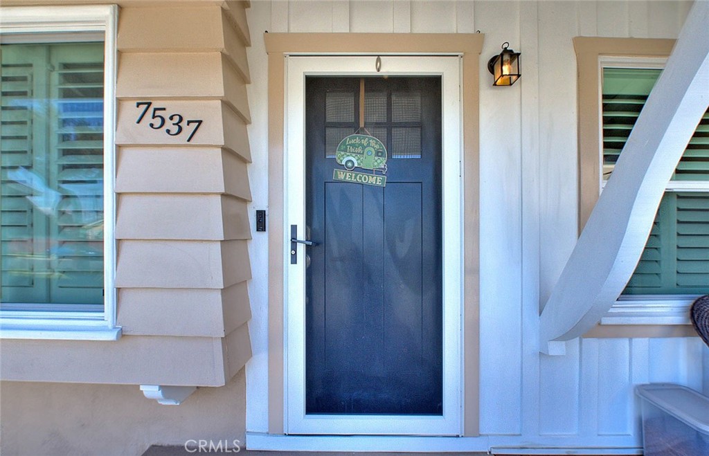 7537 El Campo Circle