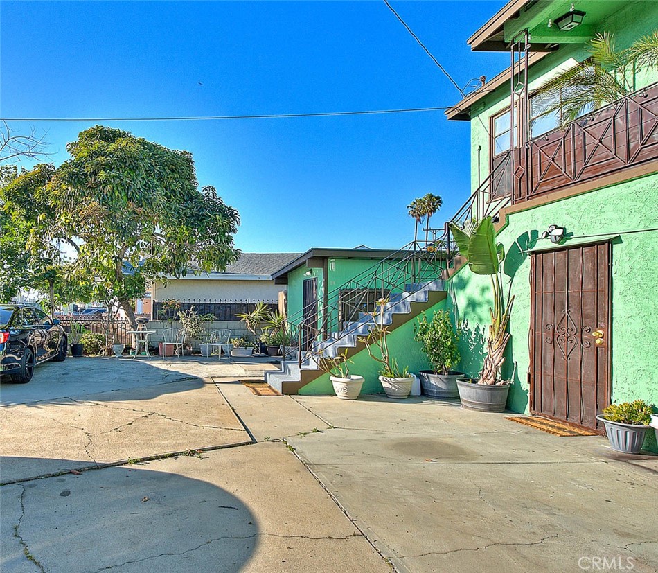 1470 Martin Luther King Jr Avenue