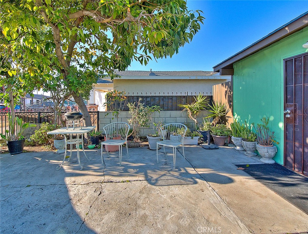 1470 Martin Luther King Jr Avenue