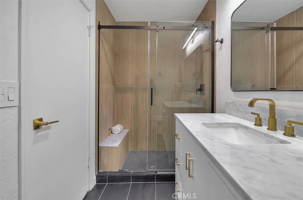 1261 Linda Vista Road