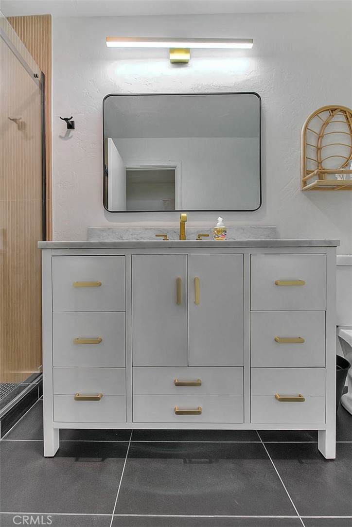 1261 Linda Vista Road