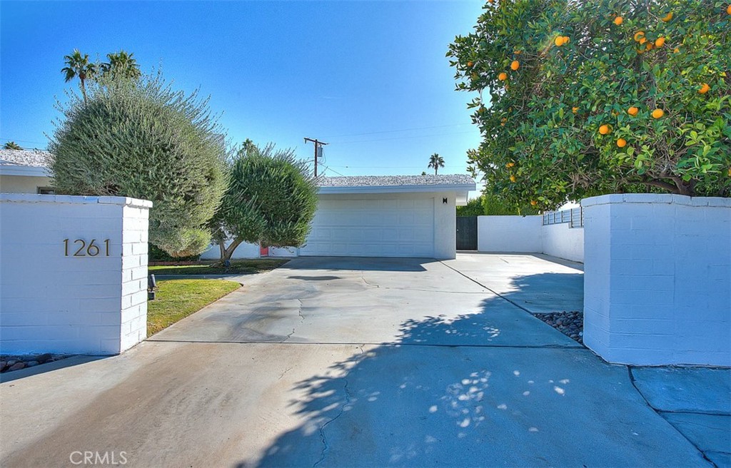 1261 Linda Vista Road