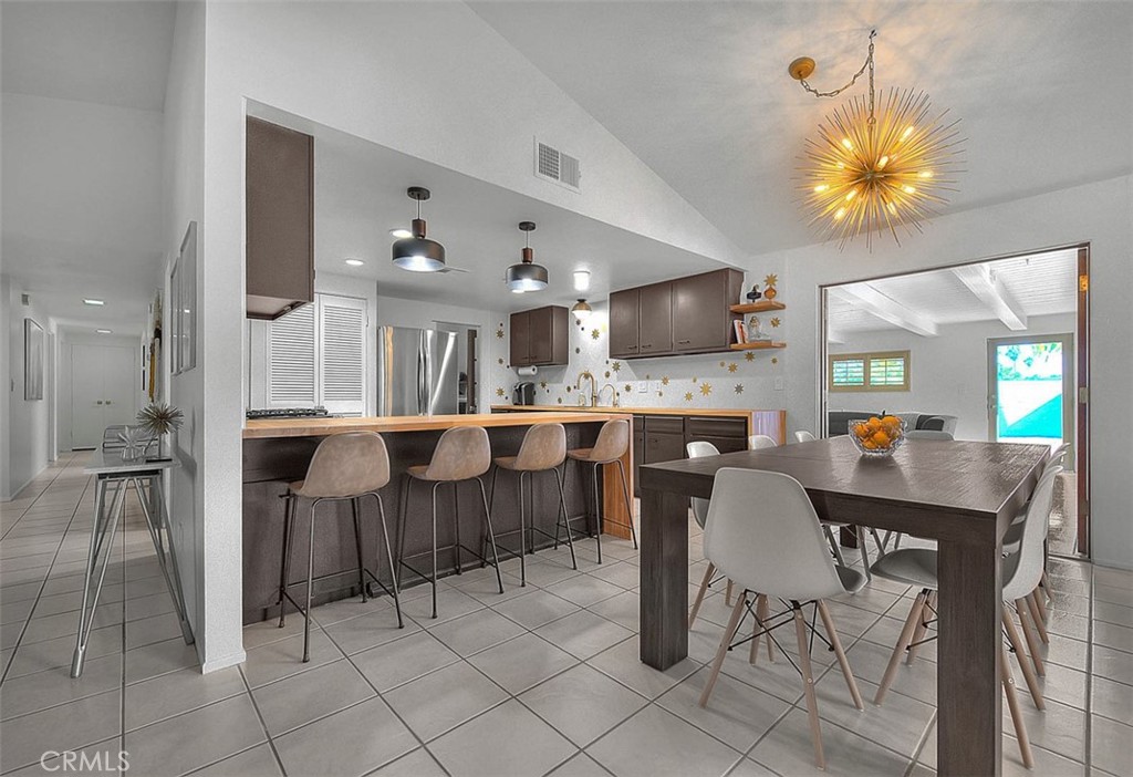 1261 Linda Vista Road