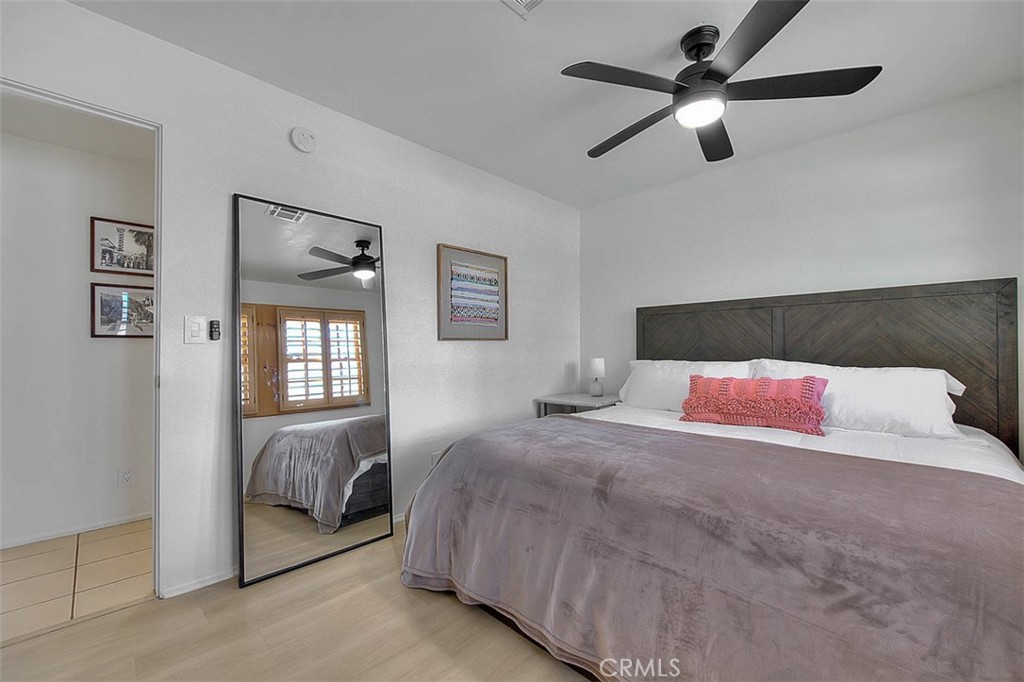 1261 Linda Vista