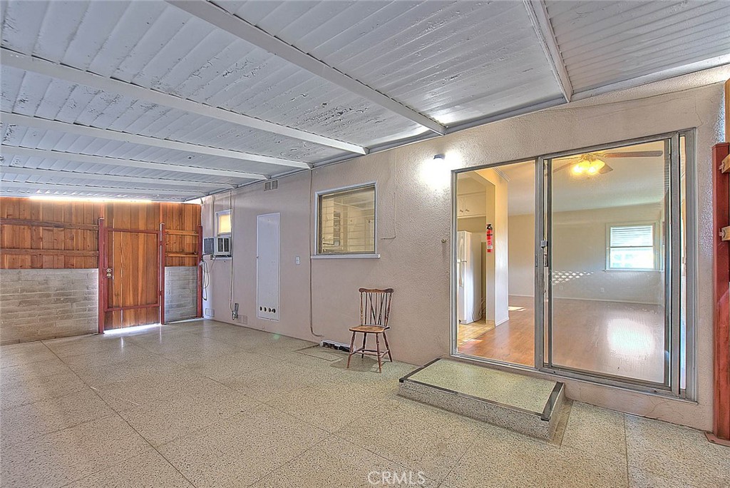 5804 Primrose