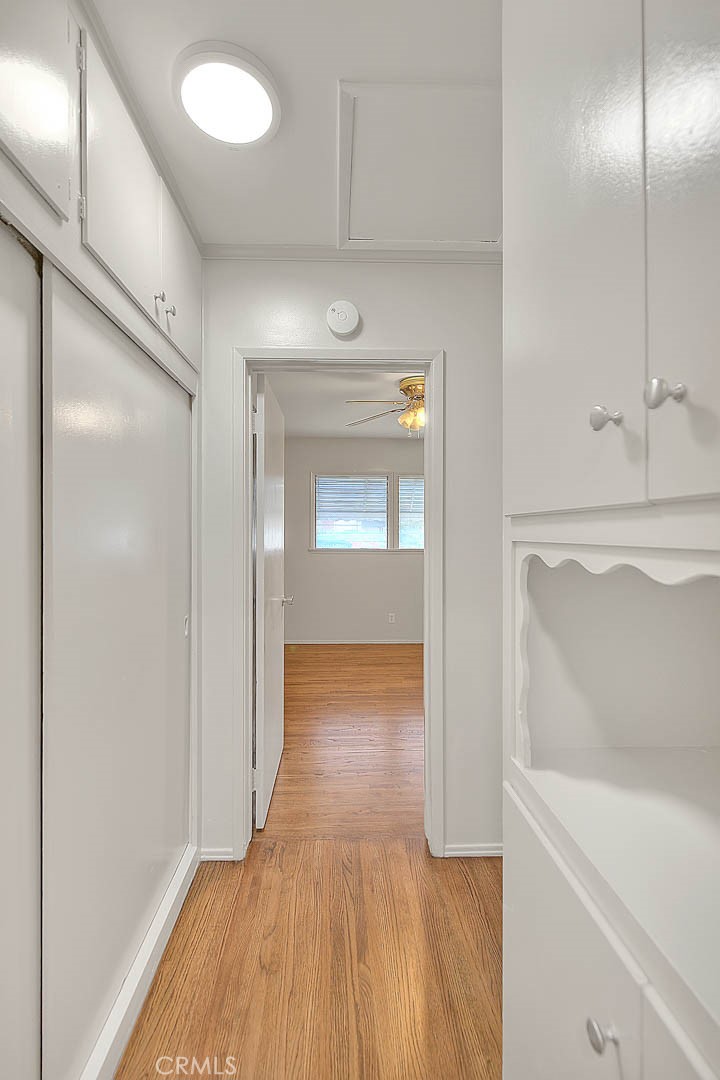5804 Primrose