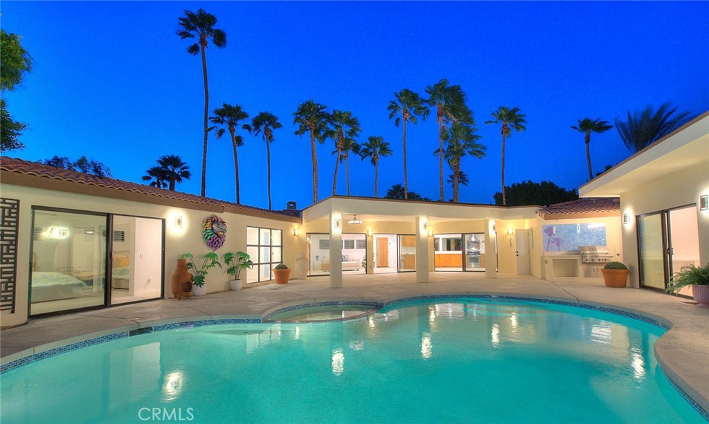 1281 Linda Vista
