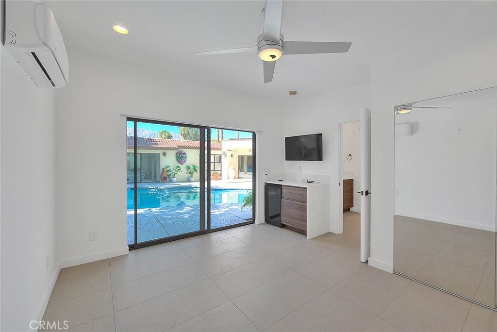1281 Linda Vista