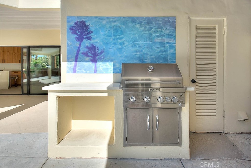 1281 Linda Vista