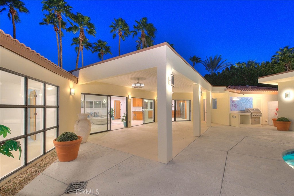 1281 Linda Vista