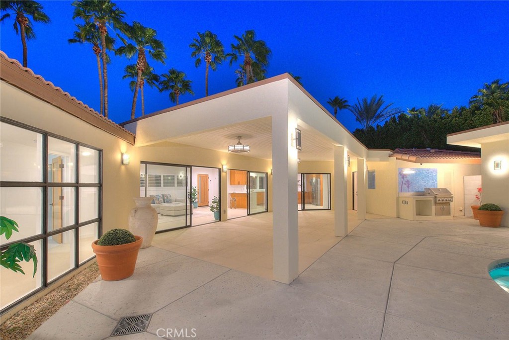 1281 Linda Vista