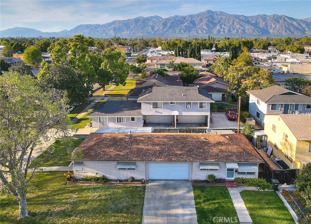 5804 Primrose