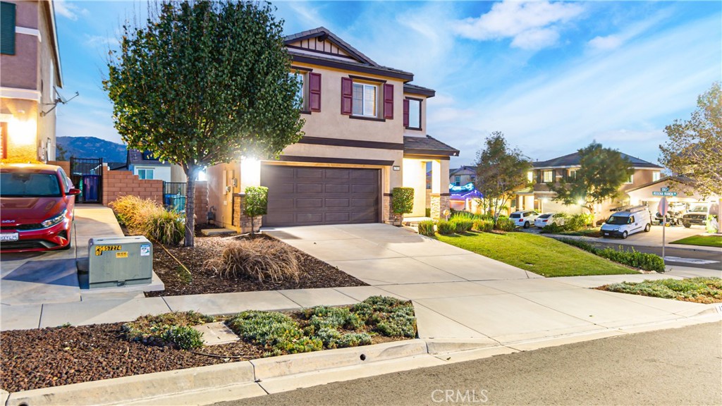 17613 Cedrela Way