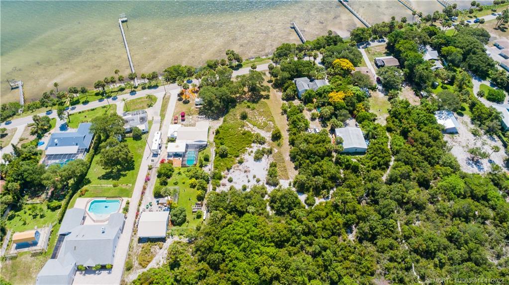 9917 & 9919 S Indian River Drive
