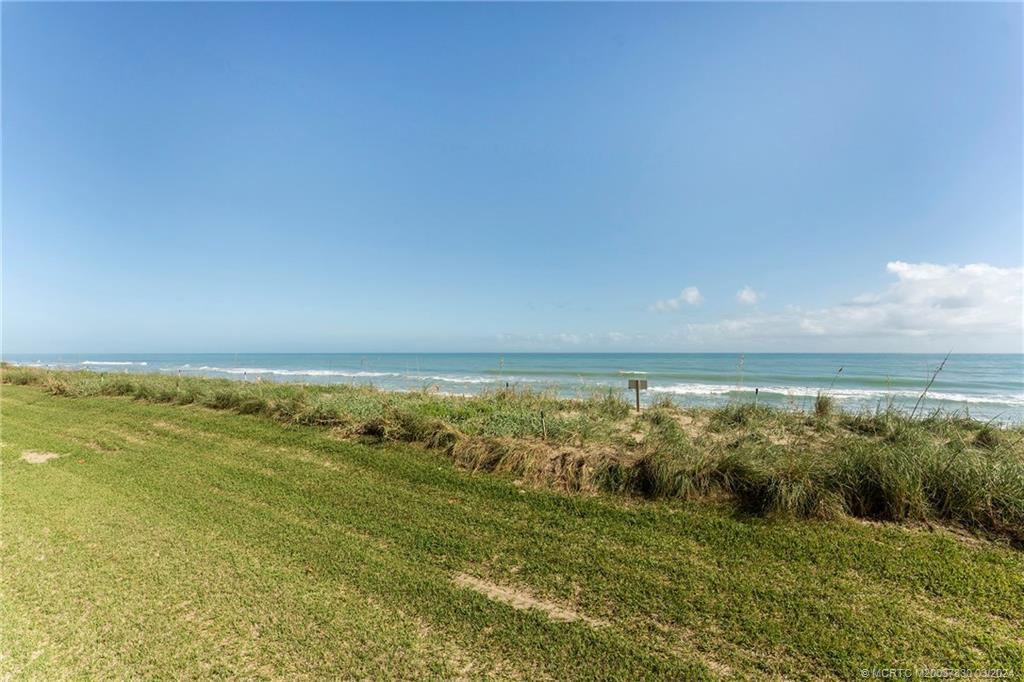 8750 S Ocean Drive PH-40