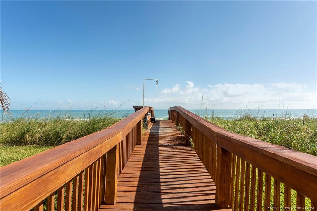 8750 S Ocean Drive PH-40