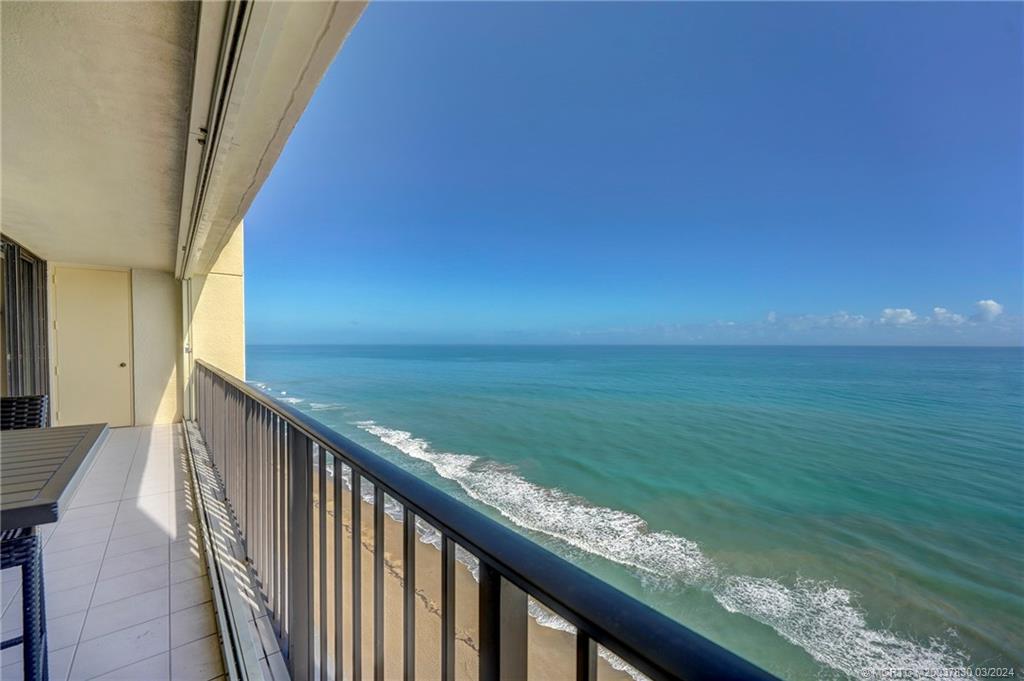 8750 S Ocean Drive PH-40