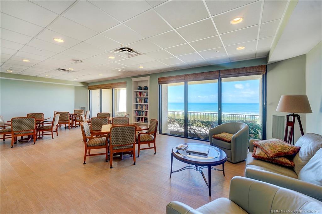 8750 S Ocean Drive PH-40