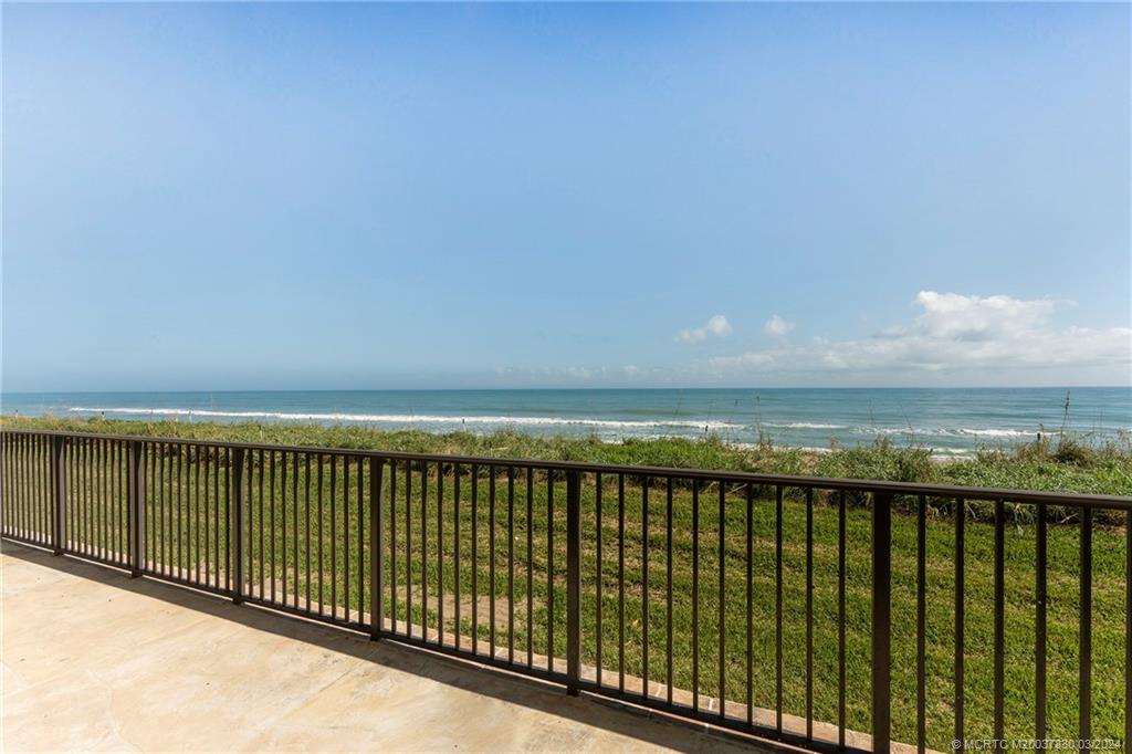 8750 S Ocean Drive PH-40