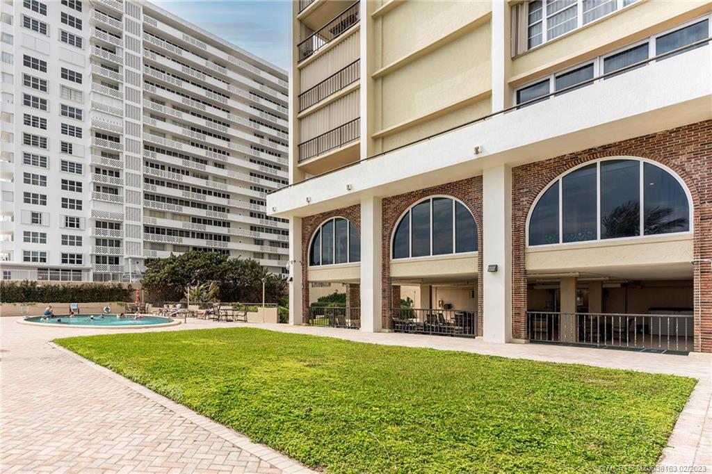 1180 S Ocean Blvd 8B