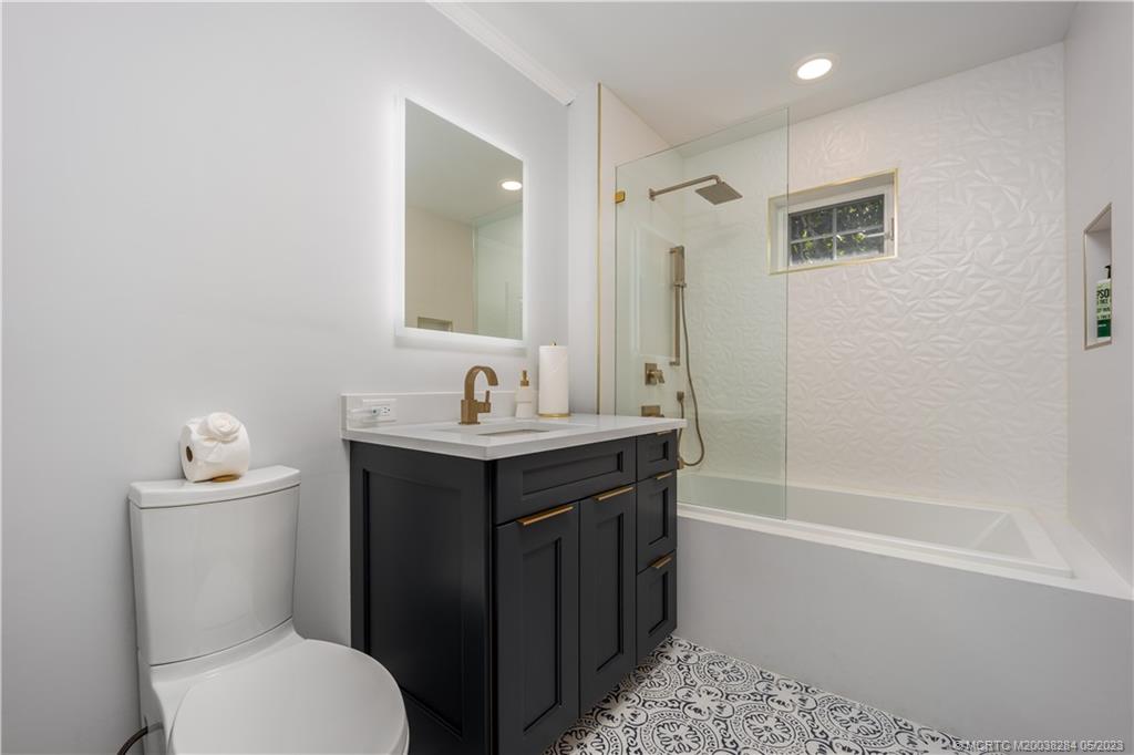 109 S Sewalls Point Road