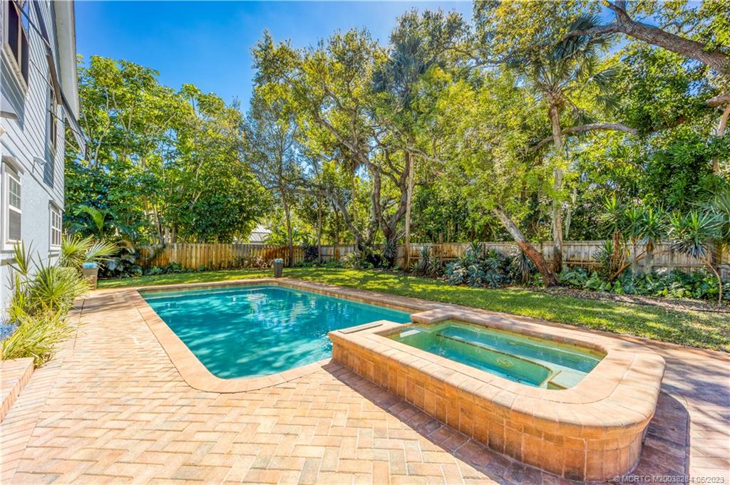 109 S Sewalls Point Road