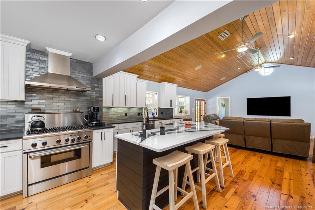 109 S Sewalls Point Road