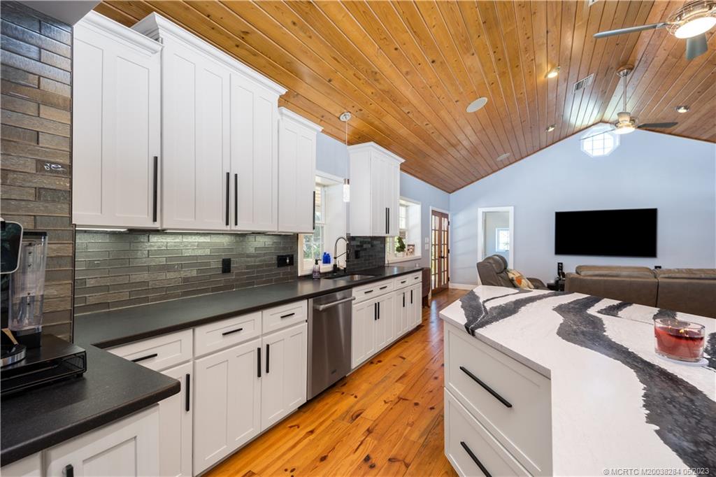 109 S Sewalls Point Road