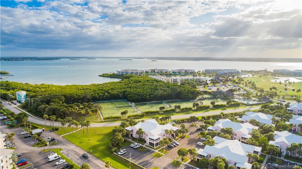 411 NE Plantation Road 513