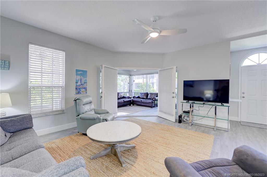 411 NE Plantation Road 513