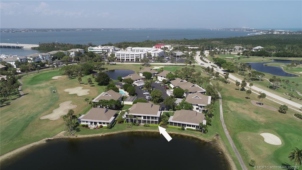 311 NE Golfview Circle