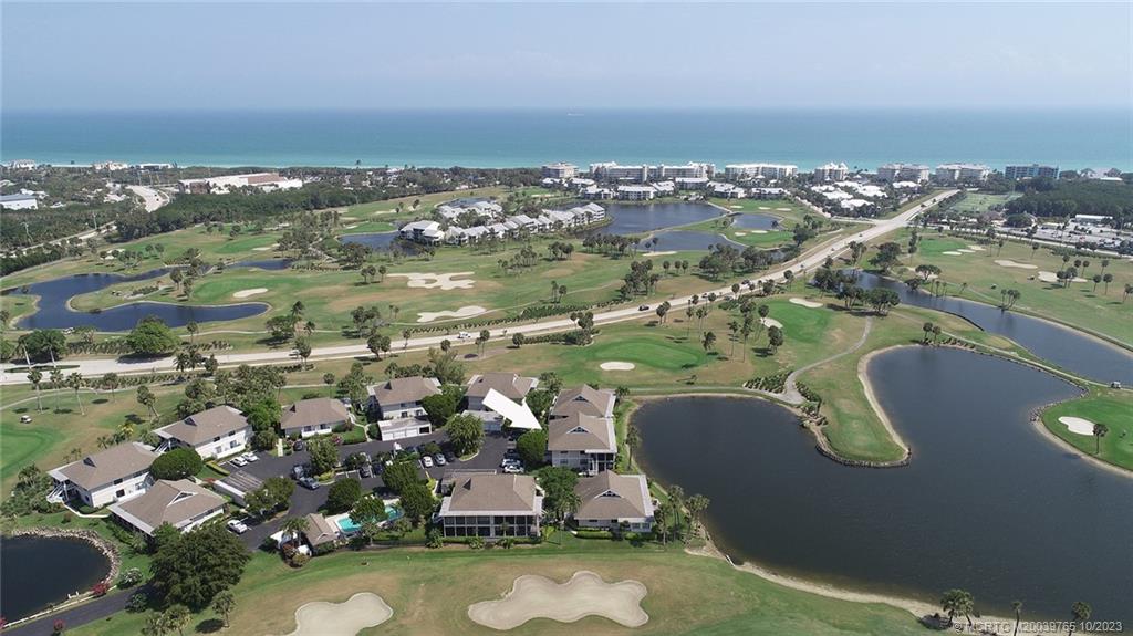 311 NE Golfview Circle