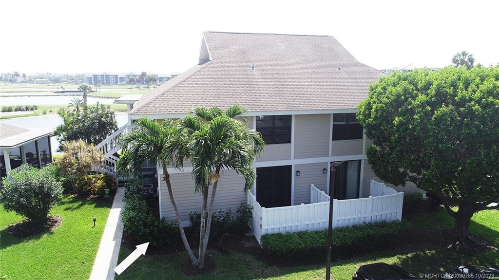 311 NE Golfview Circle
