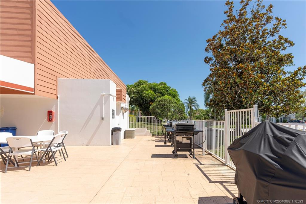 2600 SE Ocean Blvd D-14