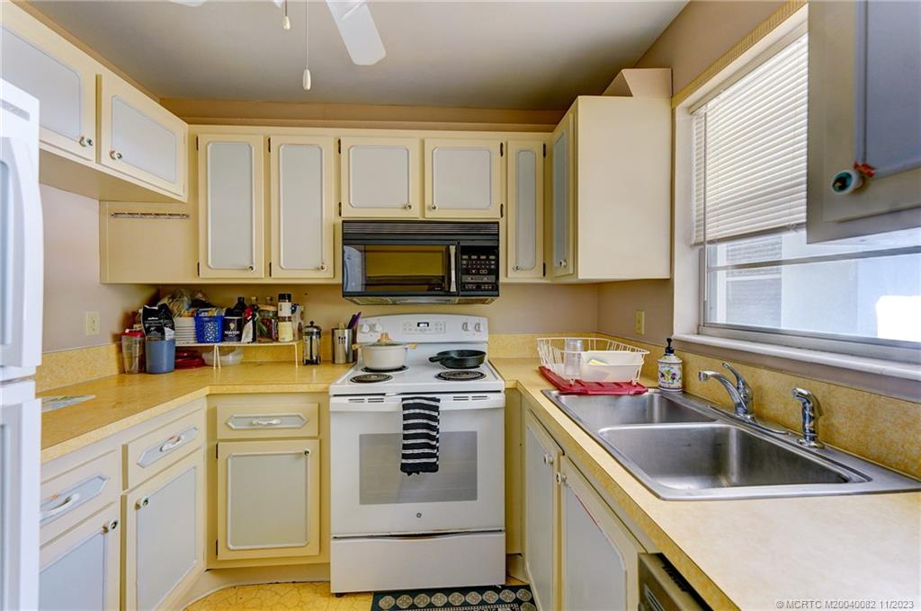 2600 SE Ocean Blvd D-14