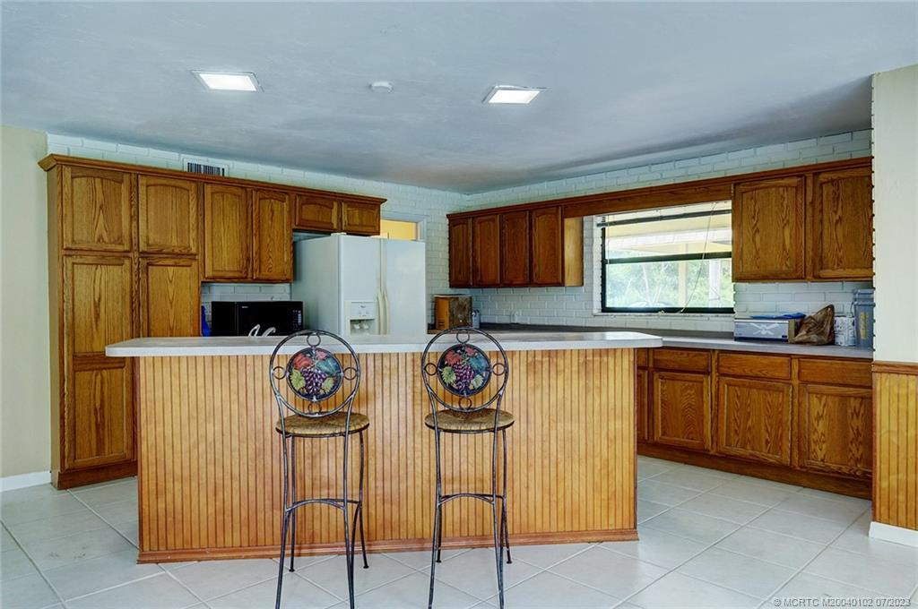 700 SW Tanglewood Trail