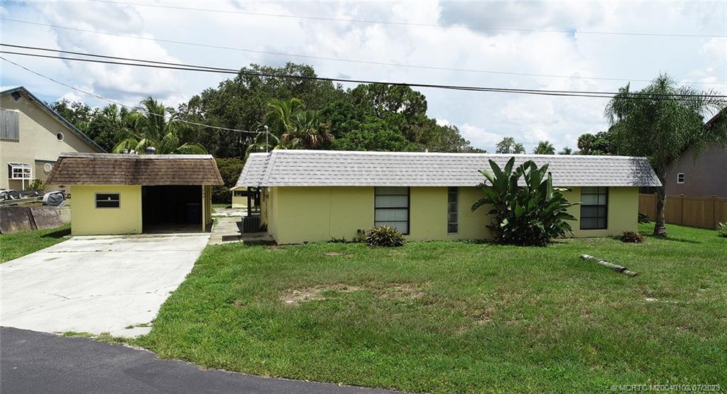 700 SW Tanglewood Trail