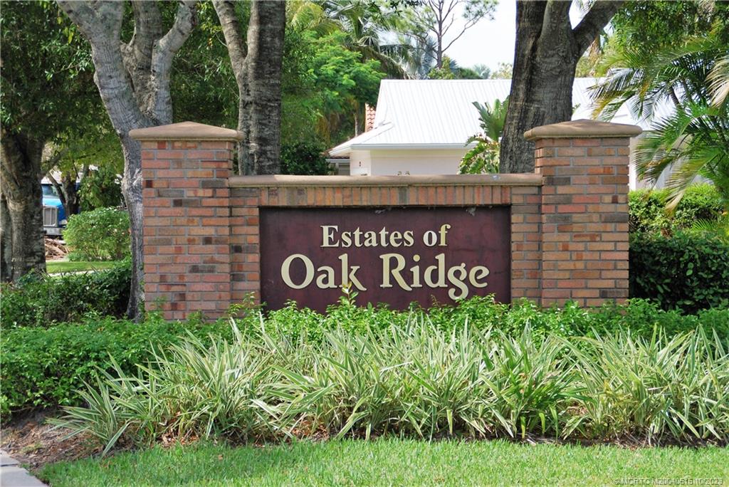 2623 SW Oak Ridge Road
