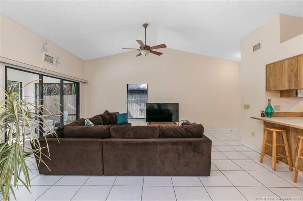 6659 SE Amyris Ct